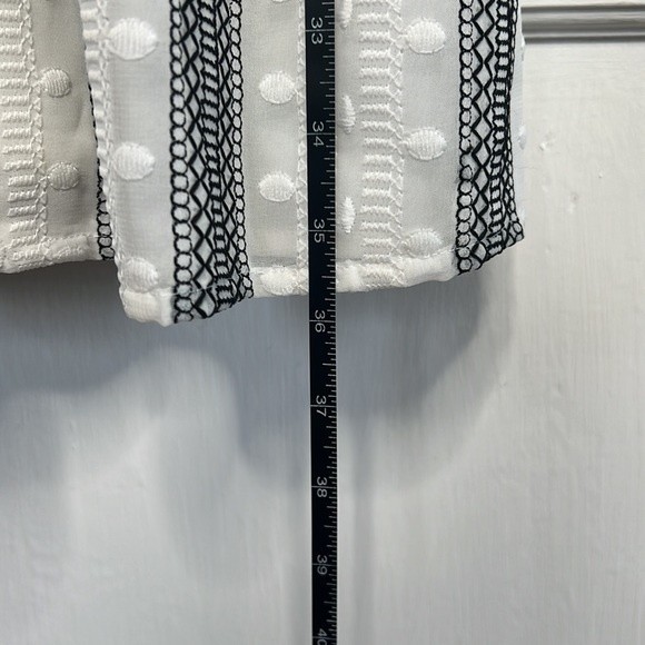NWT very pretty -  Adelyn Rae Crossback Dress, black and white, size MEDIUM - Picture 6 of 7